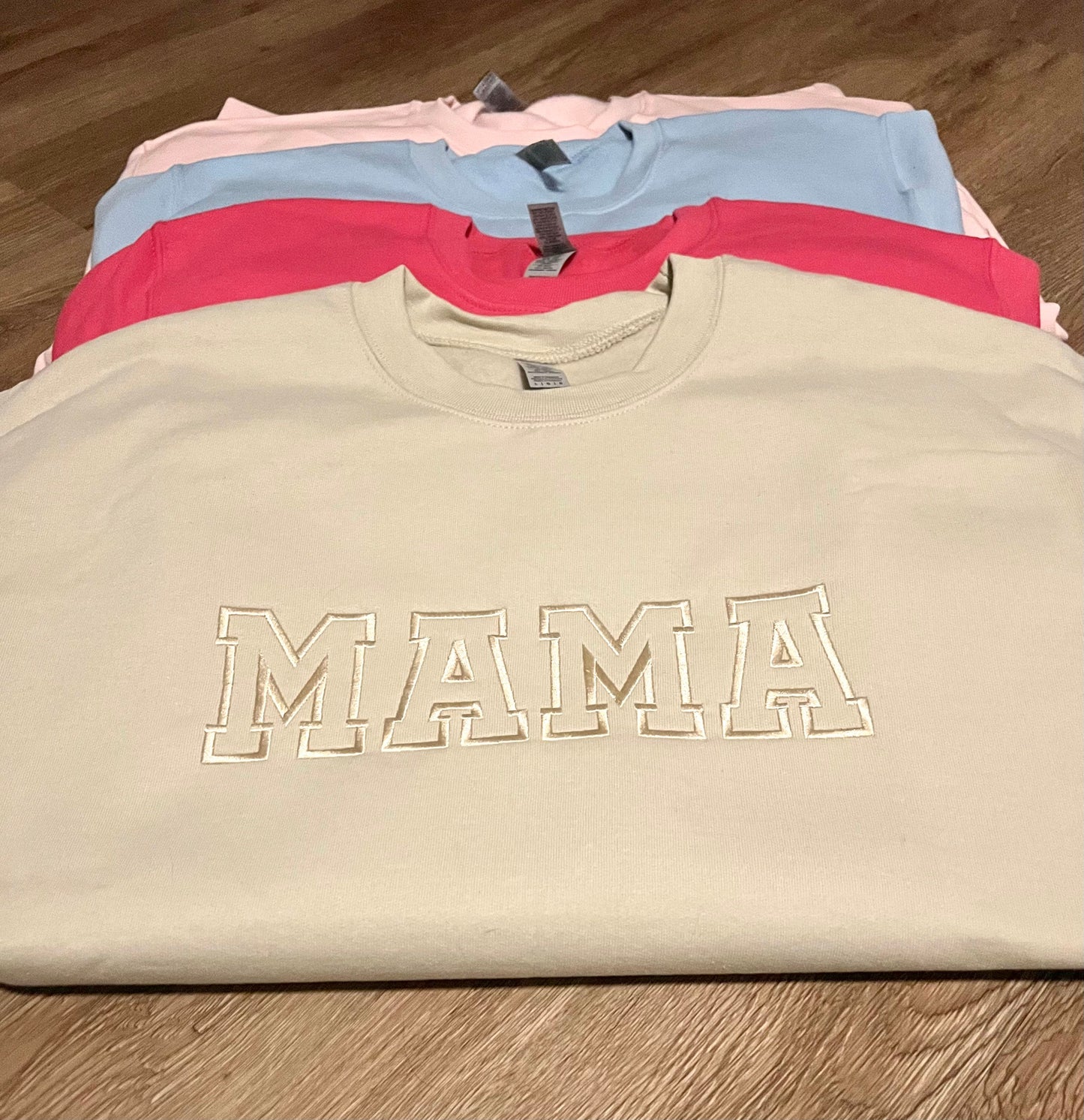 Mama Cursive Crewneck w/ Names