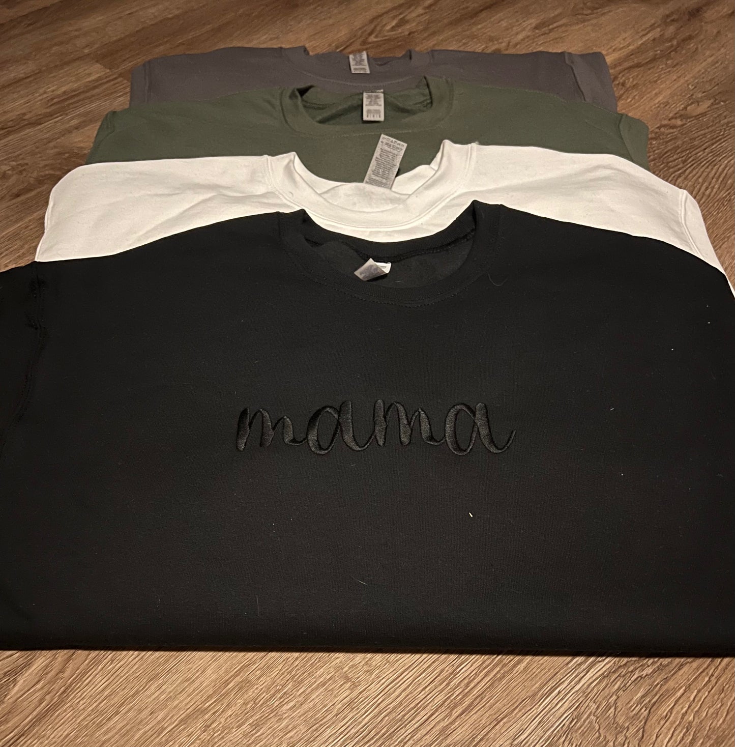 Mama Cursive Crewneck