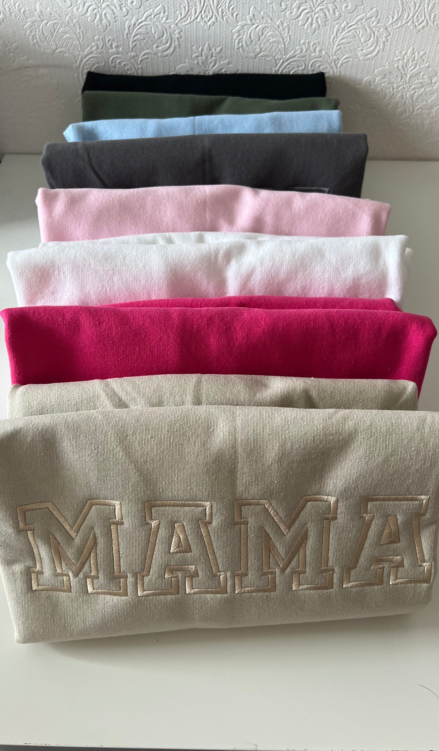 Mama Collegiate Crewneck w/ Names